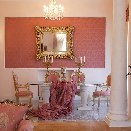 Grand & La Pace Отель 5*