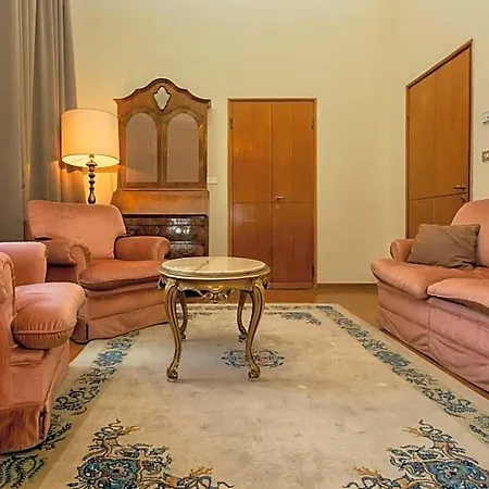 Grand & La Pace Hotel 5*