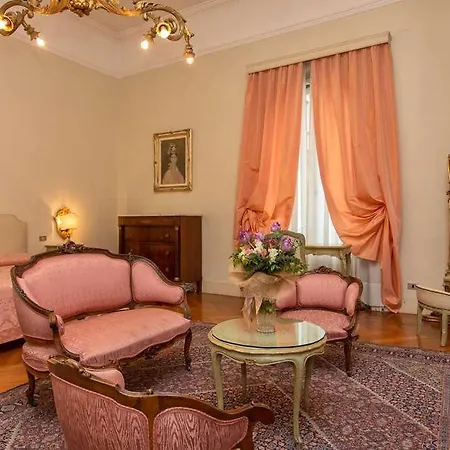 Grand & La Pace Hotel