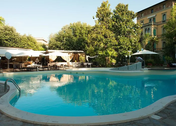 Hotel Grand & La Pace